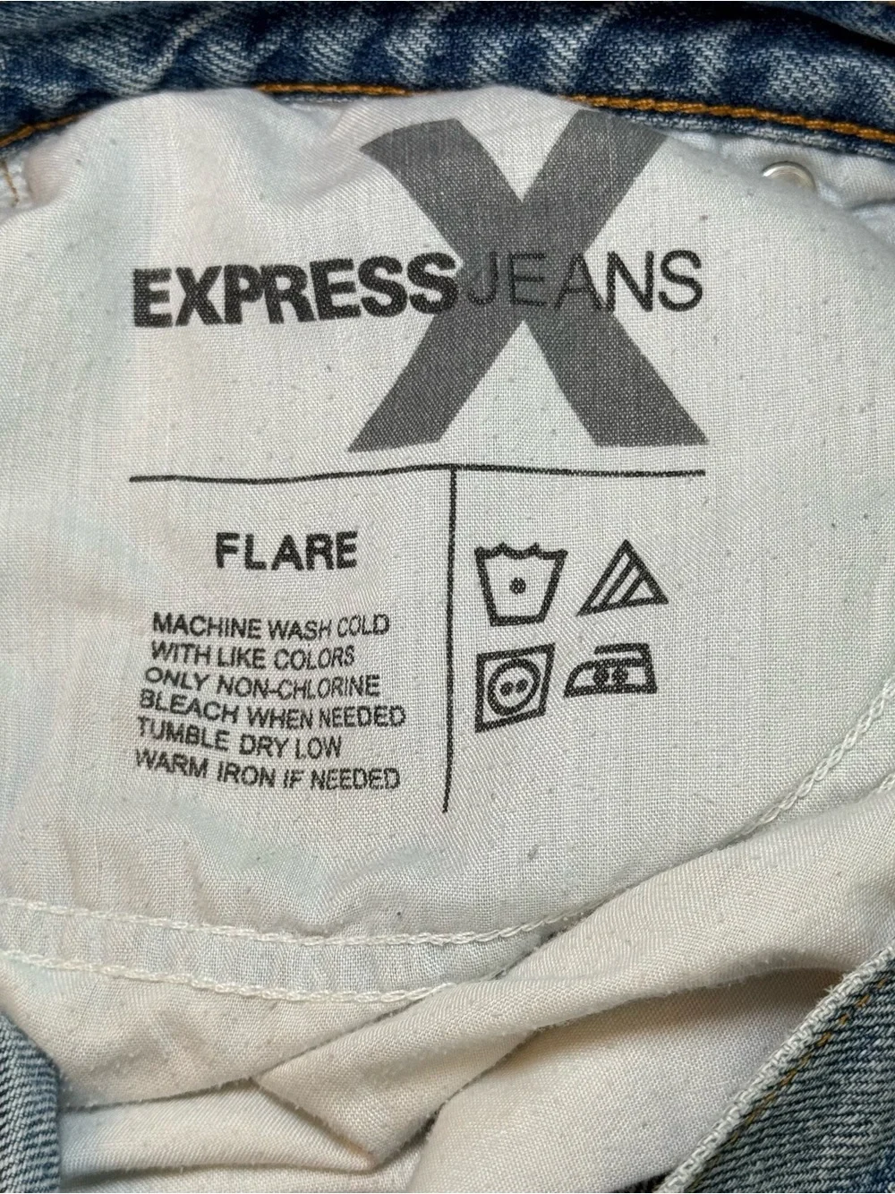 Vintage Express Y2K Low Rise Light Wash Flare Denim Jeans 100% Cotton Size 9/10S